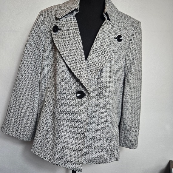 Evan-Picone Jackets & Blazers - Evan-Picone Blazer Jacket Womens 18W Black White Basketweave Flare Sleeve